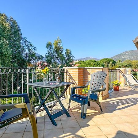 5 Min Dal Mare Luminoso Bilocale Con Terrazza Apartment Loano Luaran gambar